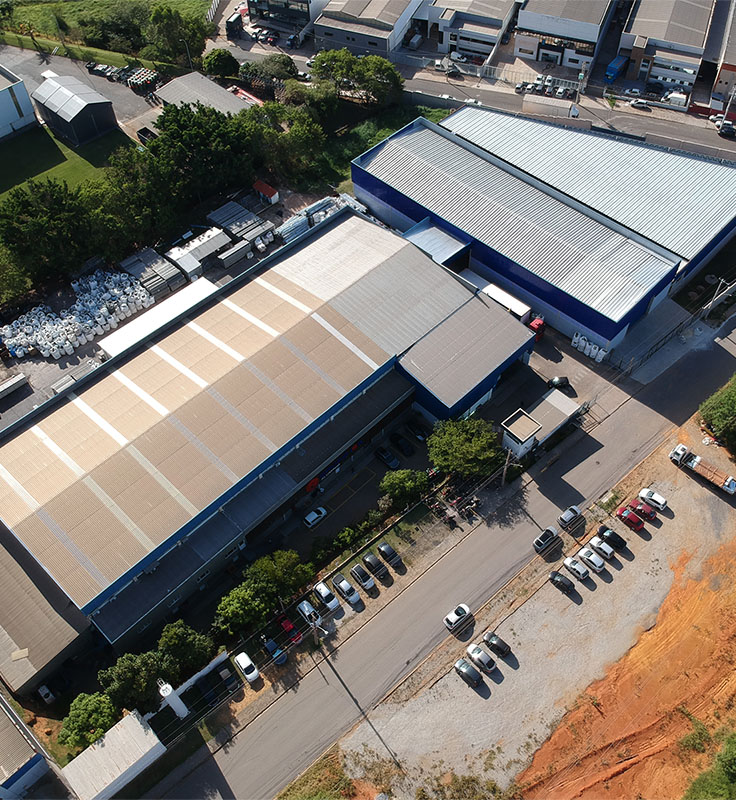 Vista aérea dos fundos da fábrica do Grupo ISA Alumínio